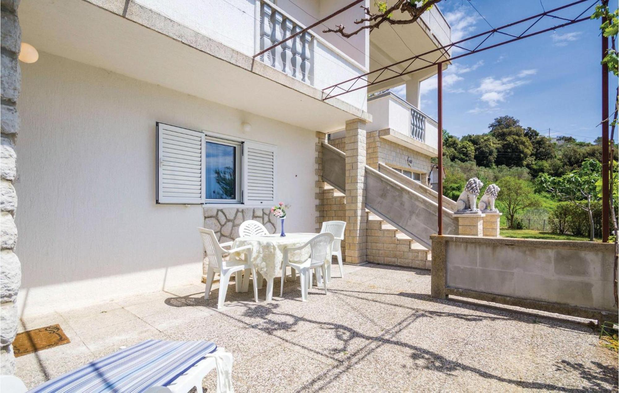 Pet Friendly Apartment In Kampor With Kitchen Exterior foto